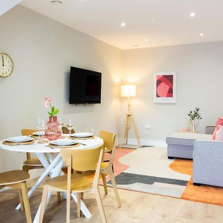 Guestready - Encantando O Apartamento 2Br No Newmarket Hall Dublin Exteriör bild