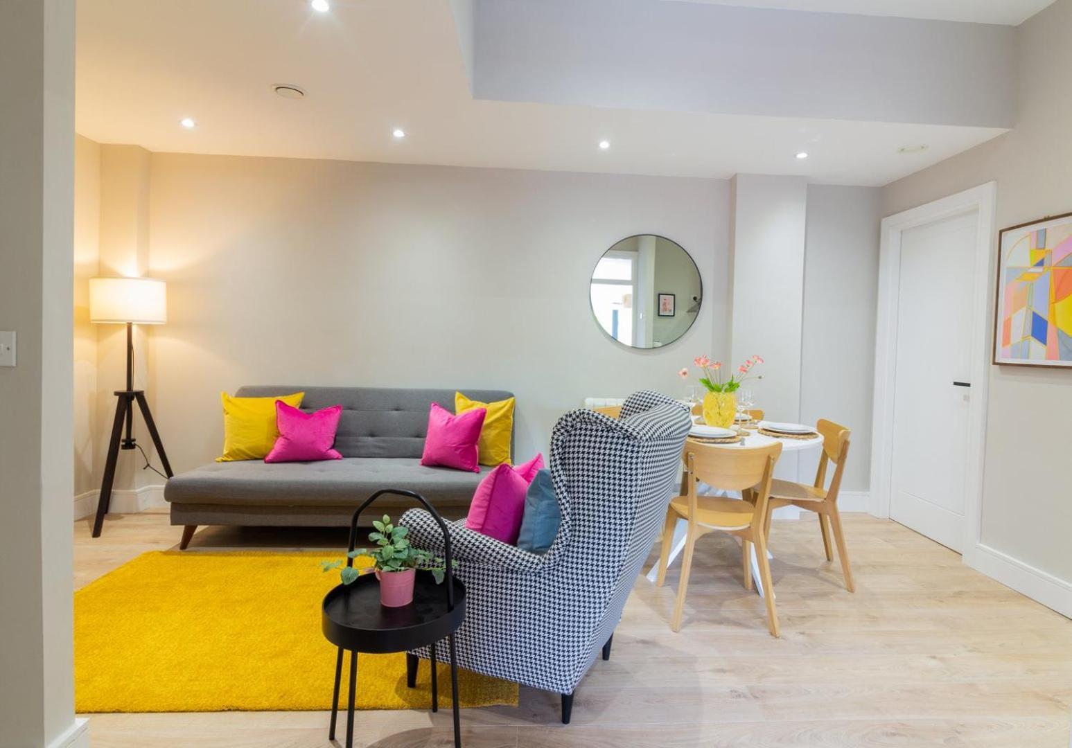 Guestready - Encantando O Apartamento 2Br No Newmarket Hall Dublin Exteriör bild
